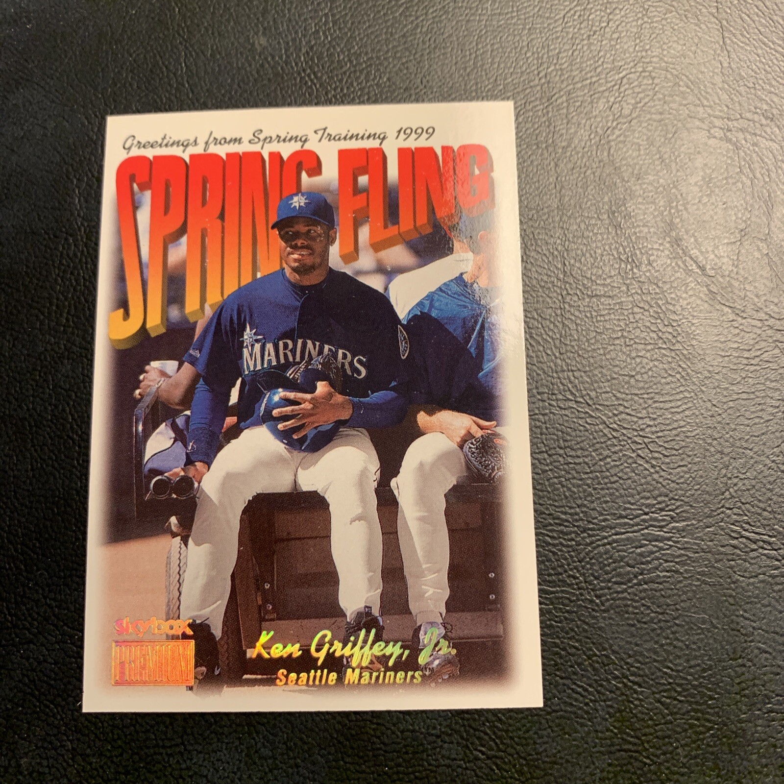 B51a Ken Griffey Jr #287 Seattle mariners 1999 skybox premium