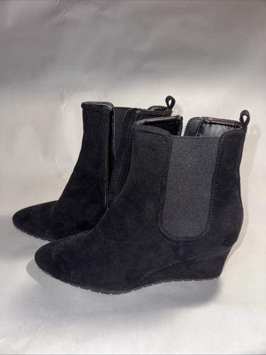 Anne Klein Boots Womens sz 9 Ankle Booties Black Fabric Wedge Side Zip - Picture 4 of 9