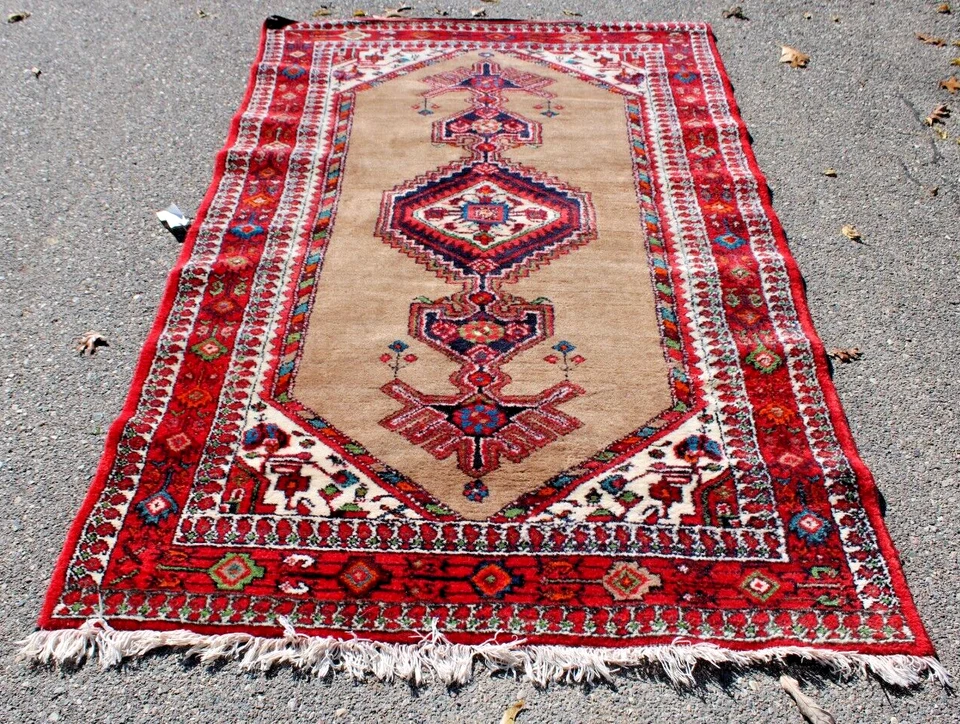 Alfombra de lana oriental vintage anudada a mano de 4 × 6 pies - diseño geométrico rojo rico Foto 3 de 4