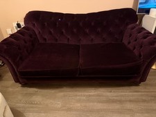 Beautiful Purple Velvet Chesterfield 3 Seater Sofa - Great Condition