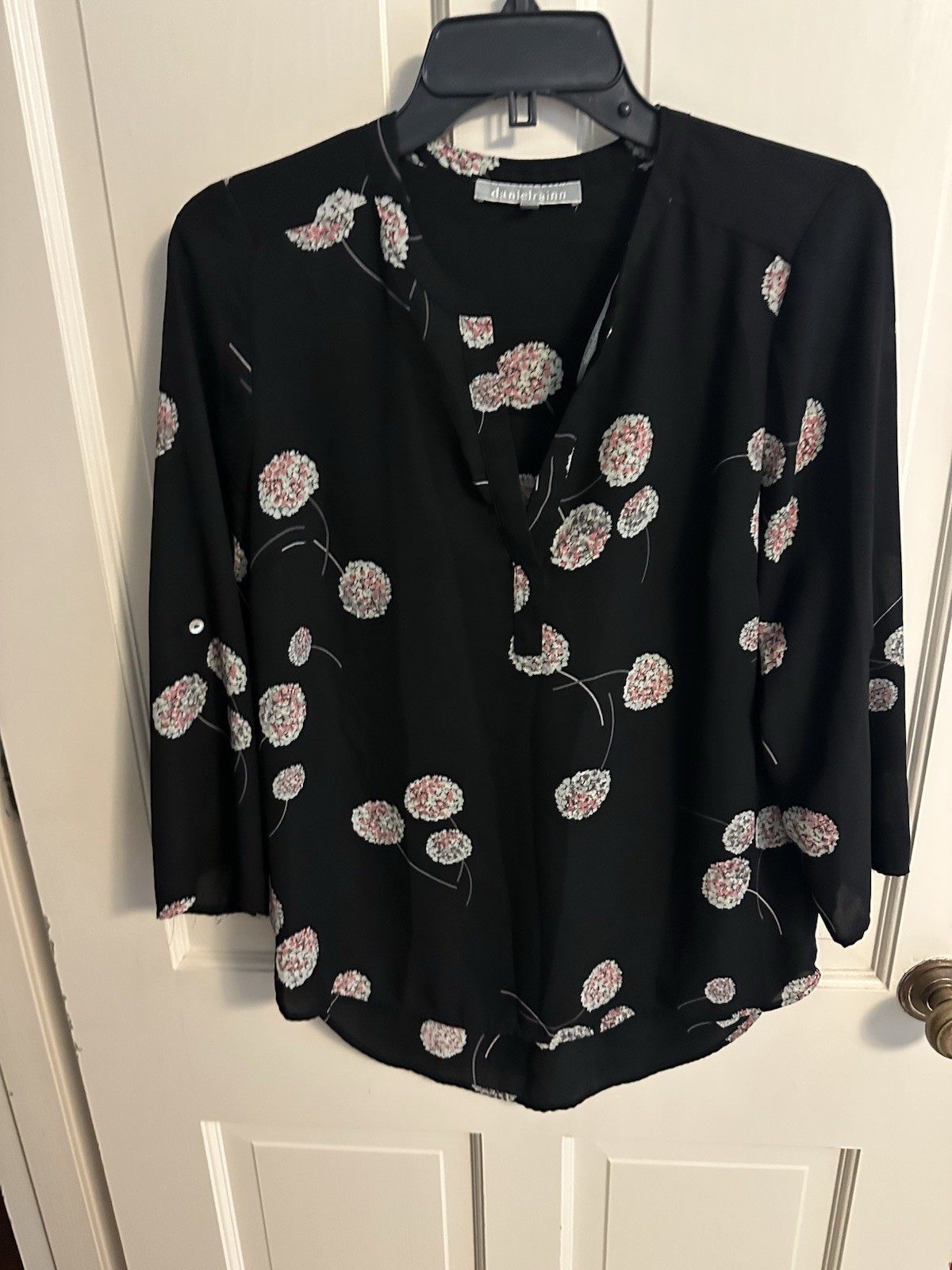 Daniel Rainn Black Hydrangea Blouse Size Small - image 1
