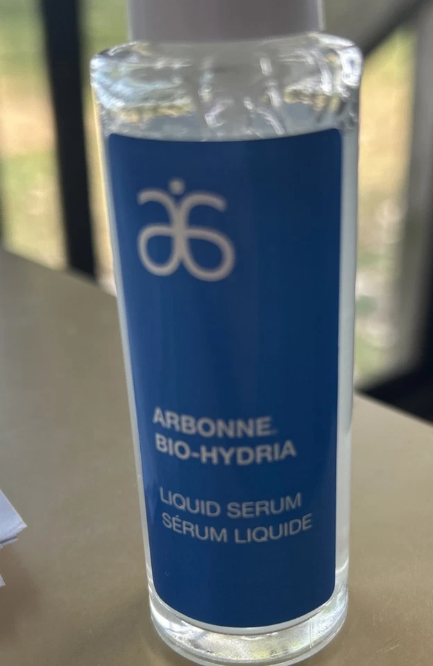 Suero líquido Arbonne Bio-hydria  Foto 3 de 4