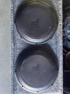 JL Audio 13  W1v2. -8ohm Car Subwoofer
