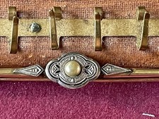 BROCHE STYLE NAPOLÉON III en Or jaune 18K Et Onyx, poinçon Hibou. EUR