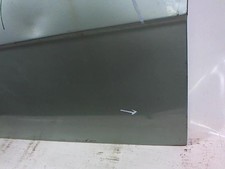 Porte avant et accessoires Renault R16