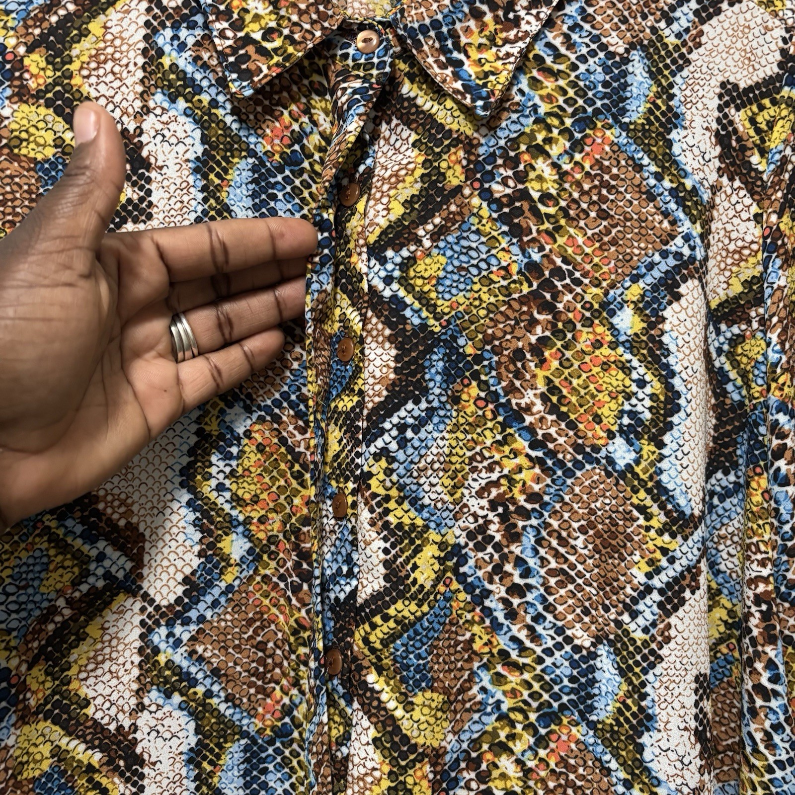 Insight Glam Python Print Button Up Tunic Top Siz… - image 9