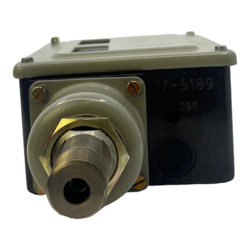 Danfoss RT30AS Druckbegrenzer 17-5189050 AC15=3A 400V IP66 max.Temp.70°C Danfoss - Picture 10 of 12