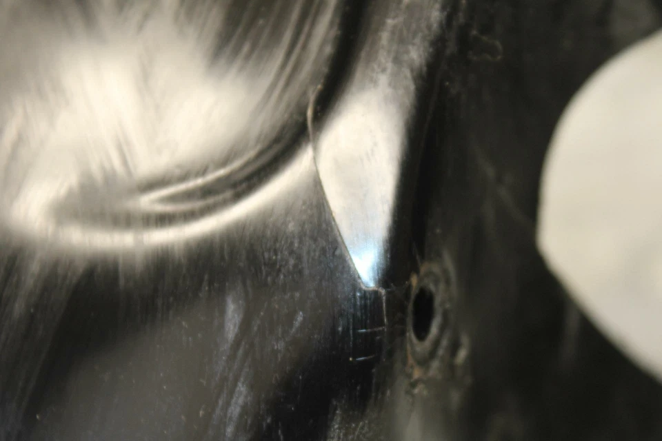 87-88 HONDA CBR1000F 前轮挡泥板 COWL FAIRING BB420 — 第 3/4 张图片