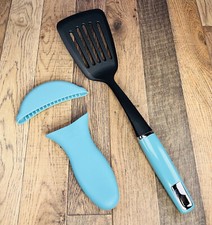 New Pioneer Woman Teal Spatula with Cast Iron Handle Holders
