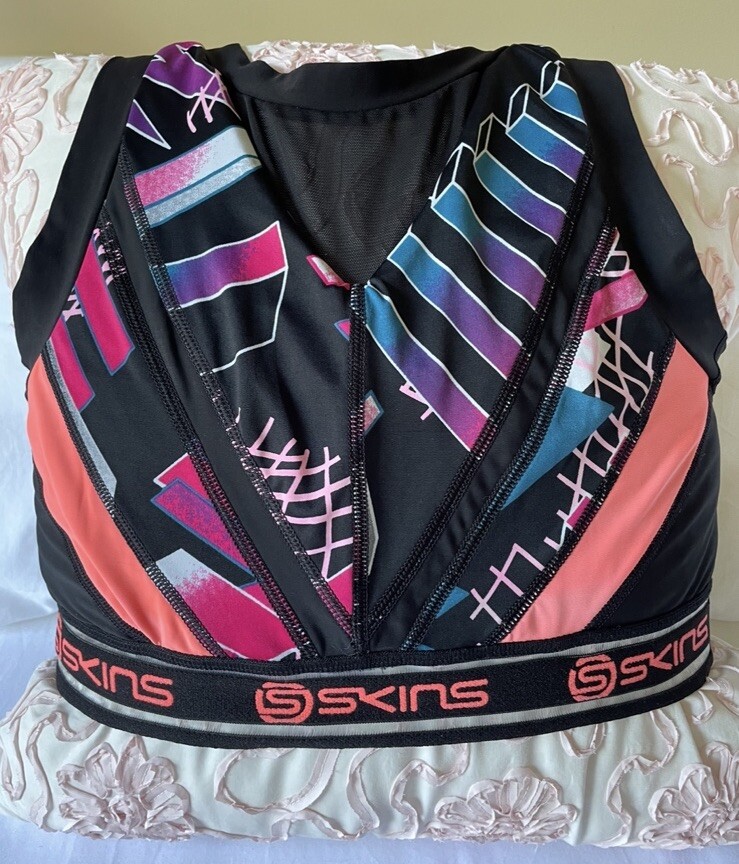 SKINS SPORTS BRA. Size Large. FREE POSTAGE