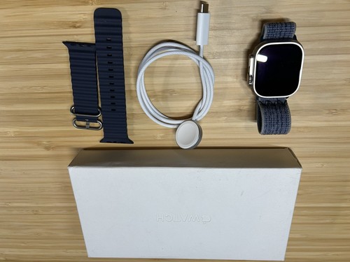 Apple Watch Ultra 2 Natural Titanium - Zdjęcie 4 z 6