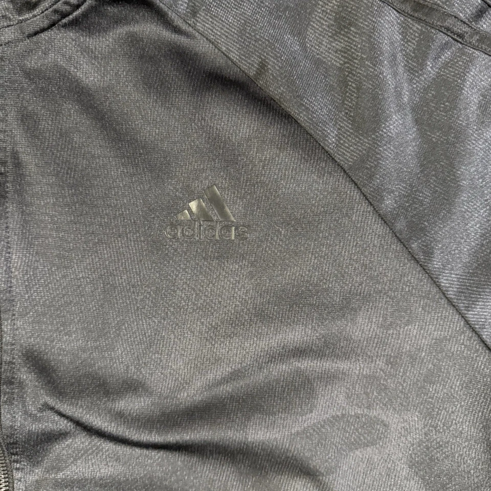 Chaqueta deportiva Adidas para hombre talla grande cremallera completa negra tres rayas camuflada Foto 3 de 4