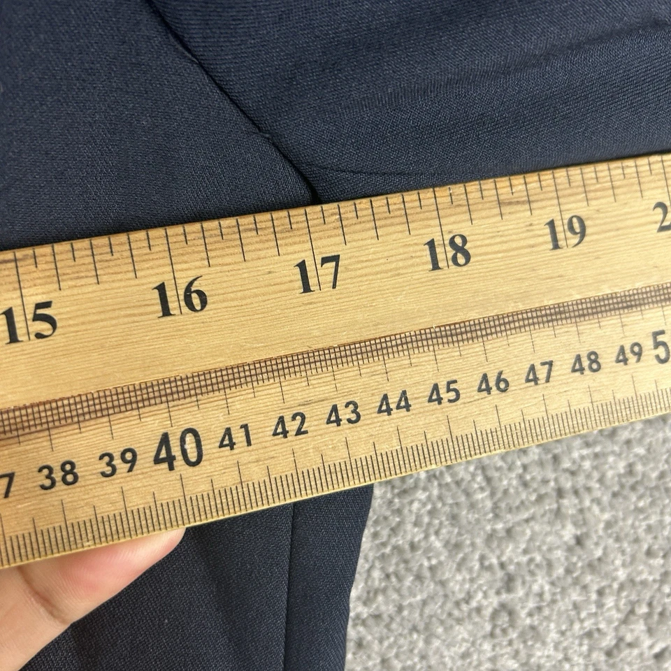 Blazer Silence + Noise Peplum Talla M Chaqueta Negra Mediana Forro Estampado Leopardo Foto 4 de 4