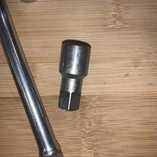 CORNWELL 4 pc. tool lot TR-32 short 3/8 Dr. ratchet, extensions,swivel socket - Picture 19 of 23