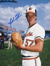 JOHN FLINN  BALTIMORE ORIOLES   ACTION SIGNED 8x10