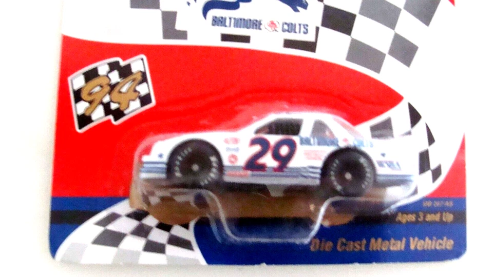 #29 Phil Parsons escala 1:55 Baltimore Colts Matchbox Promo Muy buen estado 1/5000 Foto 4 de 4
