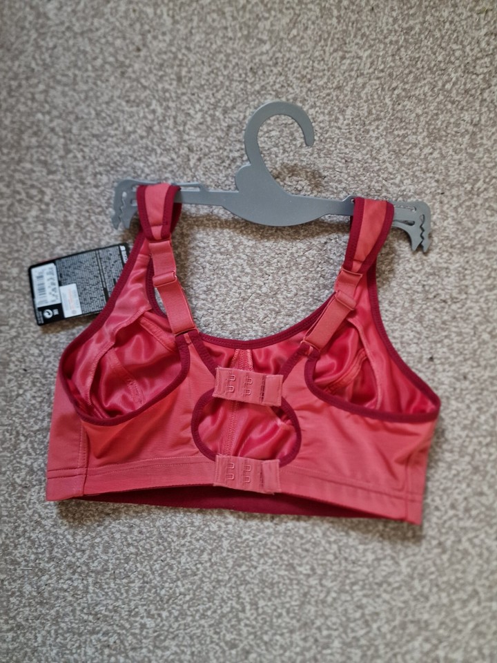 Shock Absorber Sports Bra. Brand New. Size 34DD eBay