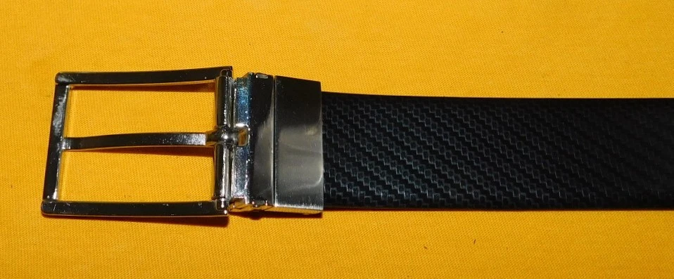 CINTURÓN REVERSIBLE HOMBRE ALPINO SUIZO NEGRO/MARRÓN CUERO GENUINO TALLA 36/90cm.. Foto 3 de 4