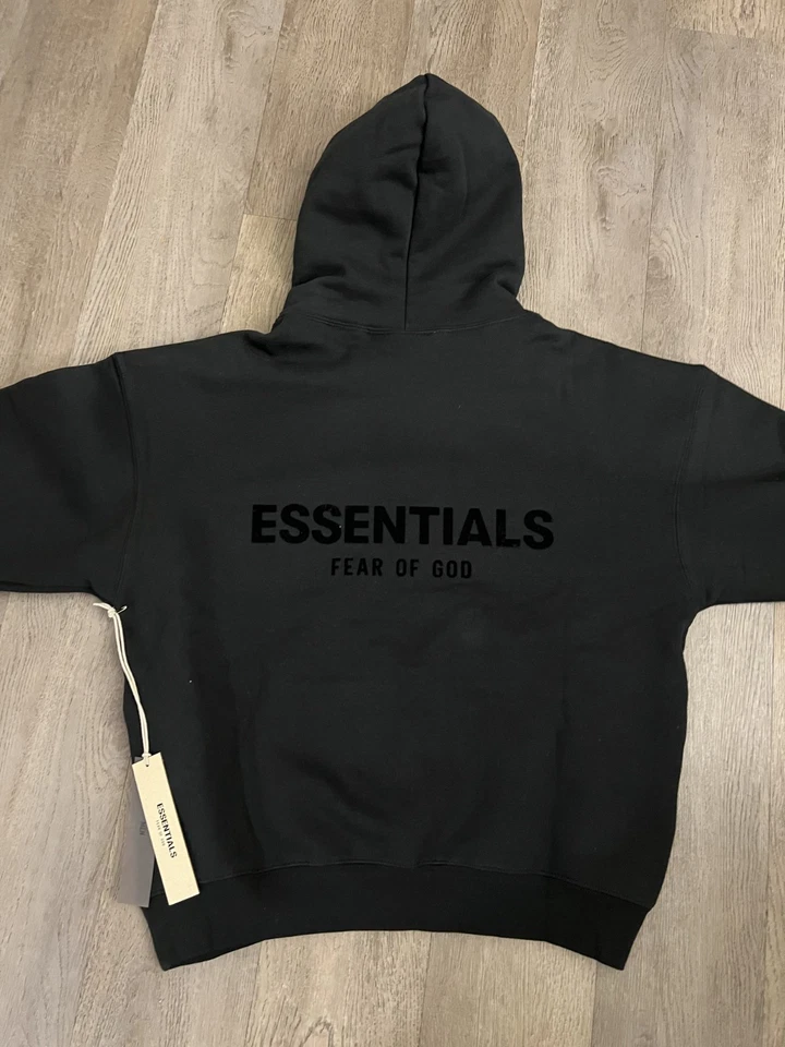 全新 Fear of God Essentials 弹力豪华轿车黑色连帽衫 尺寸 M 正品✅ — 第 4/4 张图片