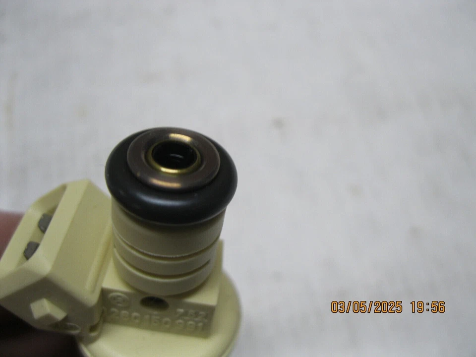 Tomco 15572 Fuel Injector - Image 4 of 4