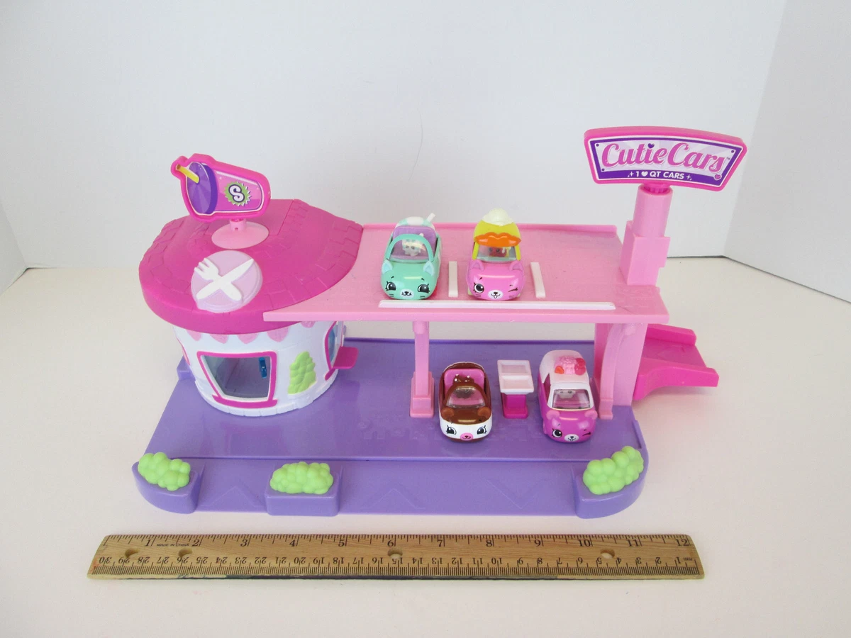 Cutie cars diner hotsell