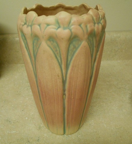 Pennello McCoy vaso ceramica rosa verde 9 1/4" alto amaryllis