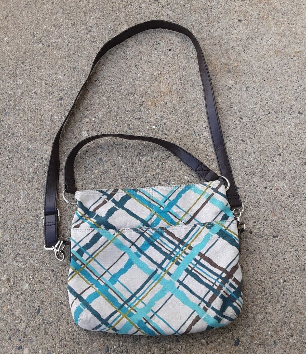 Thirty-One All Zipped Up Crossbody Purse in Fawn Tie-Dye | Purses crossbody,  Purses, Zip around wallet