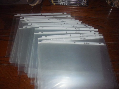 Avery PV119 & PV119G Page Protector, Lot of 25, 8.5" X 11", for a 3-Ring Binder