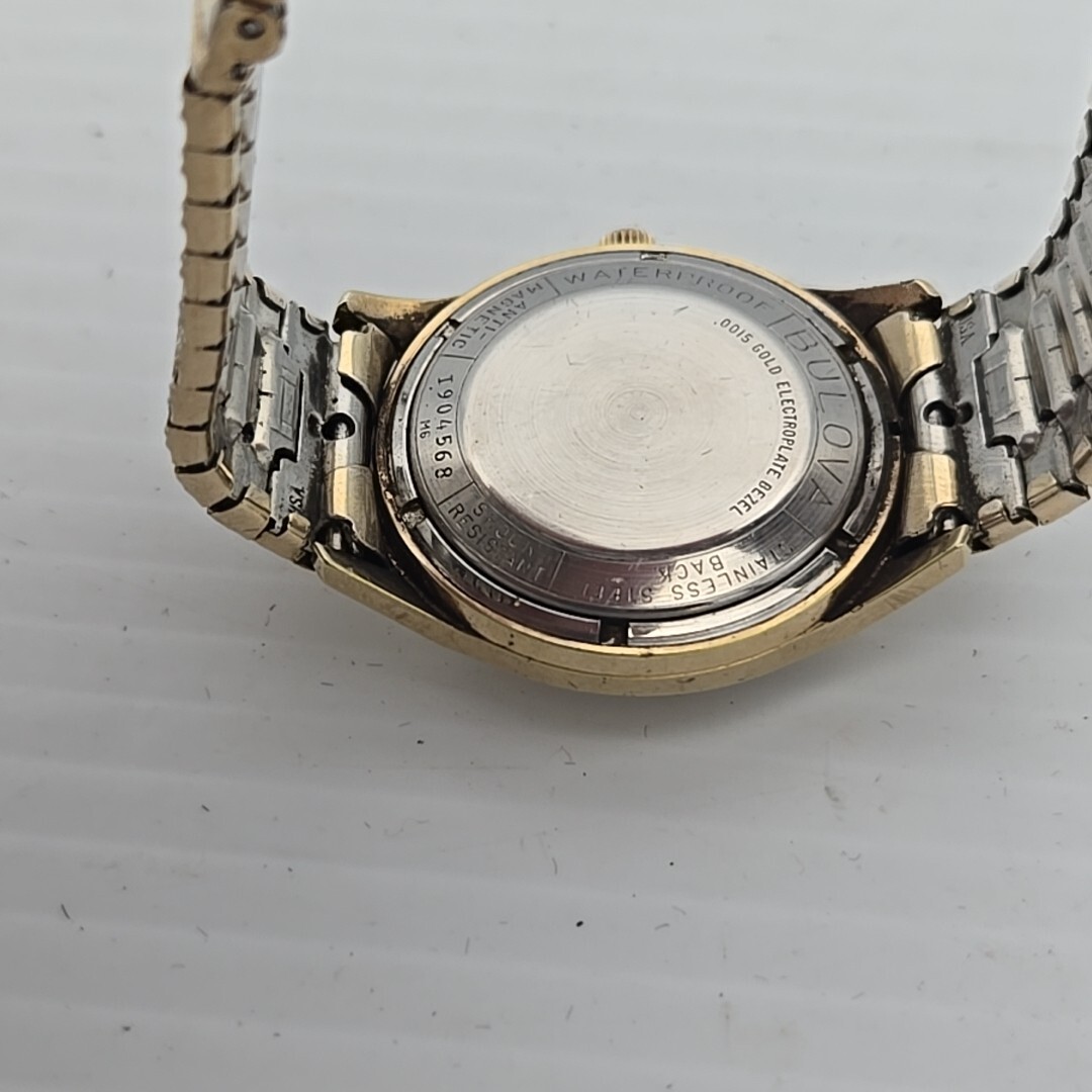 Vintage M6 1966 Bulova Unisex Gold Tone Automatic Etched Vintage M6 1966 Bulova Unisex Gold Tone Automatic Etched