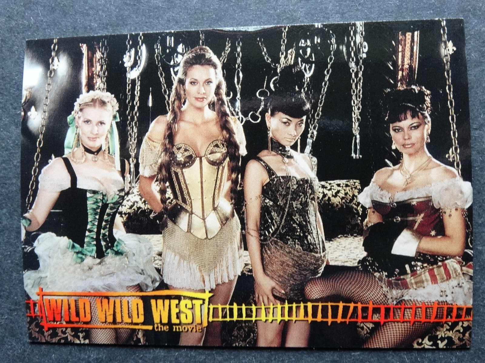 1999 Fleer The Wild Wild West Movie Trading Card Complete Your Set U Pick 1-81 - Picture 18 of 91