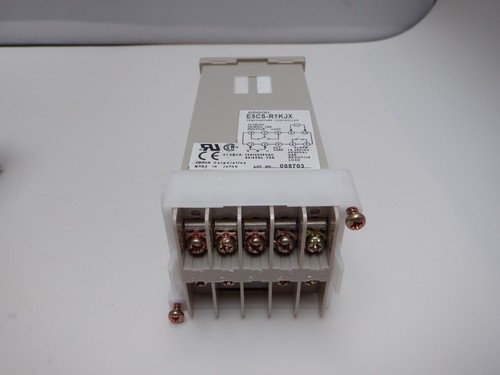 Omron E5CS-R1KJX Temperature Controller new - Picture 3 of 3