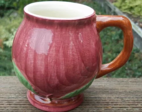  Vintage  FRANCISCAN APPLE  Sculptured  Red  Mug 14 ounce   Made in Portugal