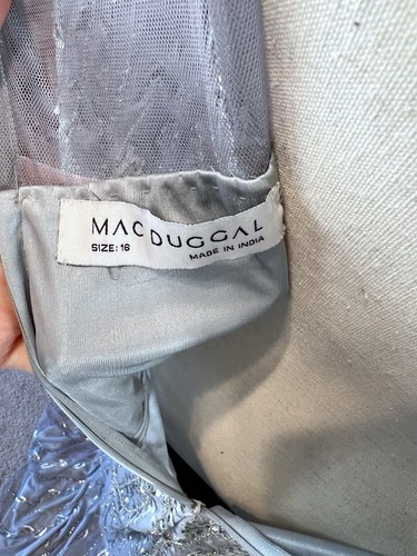 NUEVO Vestido Mac Duggal 5644 Adornado Ilusión Cuello Alto Manga Larga S1659 Talla 16 - Imagen 11 de 15