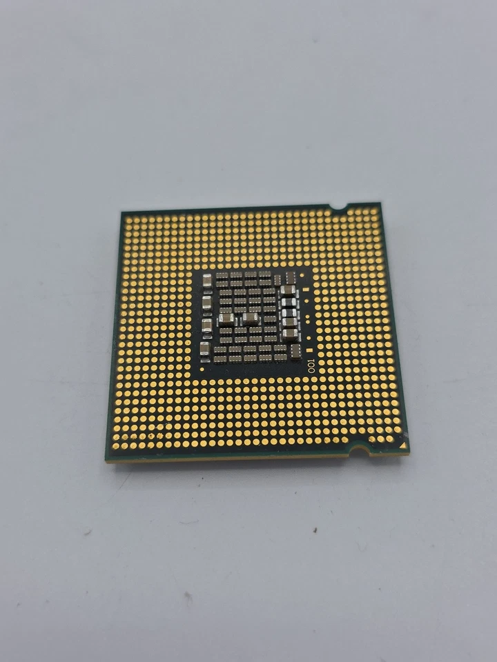 SL9QQ Intel Pentium D 945 3.4 GHz Dual-Core LGA 775 Processor CPU - Immagine 2 di 2