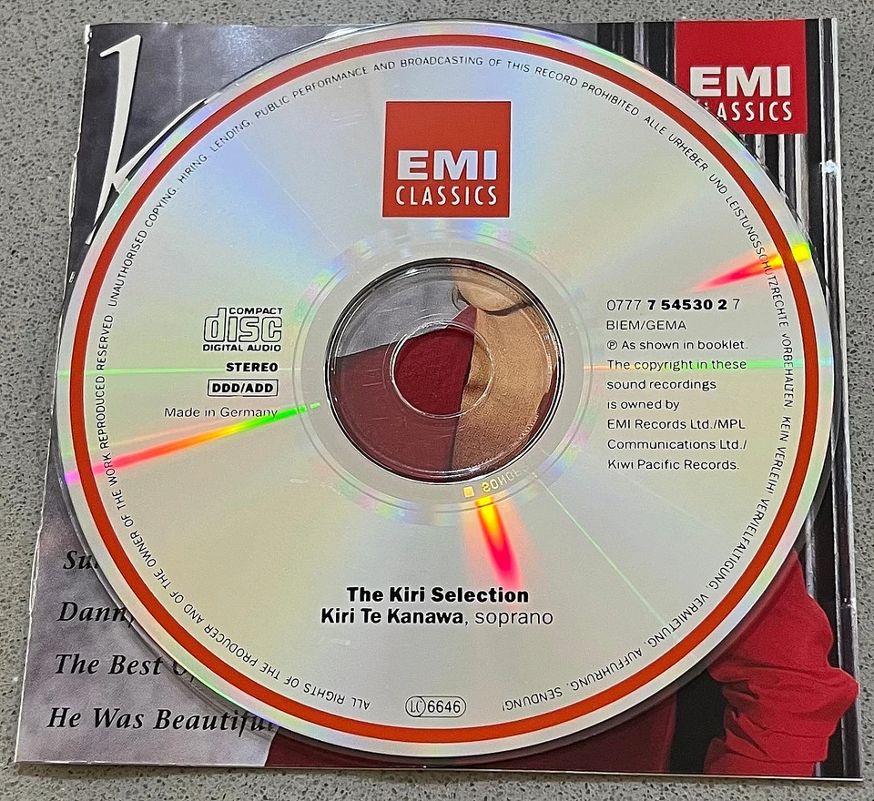 Kiri Te Kanawa: The Kiri Selection - 17 track CD - Greensleeves; Danny Boy +++ - Image 3 of 4