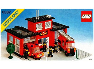 Vintage Classic LEGO Town: Fire Station (6382) Incomplete Parts