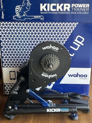 Wahoo Fitness Kickr Smart Power Bike Trainer WF104 11 spd cassette Tested 100%