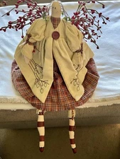 Vtg. Tender Heart Treasures 21" Cloth Rag Doll Garden & Nature Red Plaid Dress