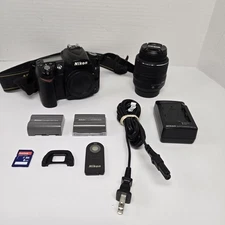 Nikon D90 Digital SLR Camera Body w/ Nikon 18-55mm f3.5-5.6 G AF-S DX VR Lens