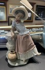 Lladro Spanish Porcelain #5158 A Step In Time Black Legacy collection figurine