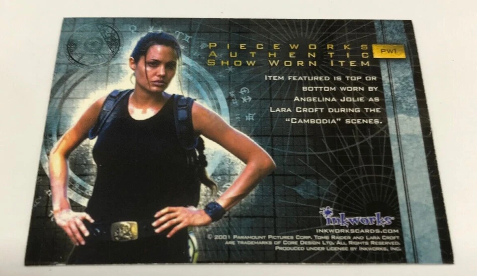 LARA CROFT TOMB RAIDER MOVIE CARD COSTUME CARD PW1 LARA CROFT CAMBODIA OUTFIT - Image 2 of 2