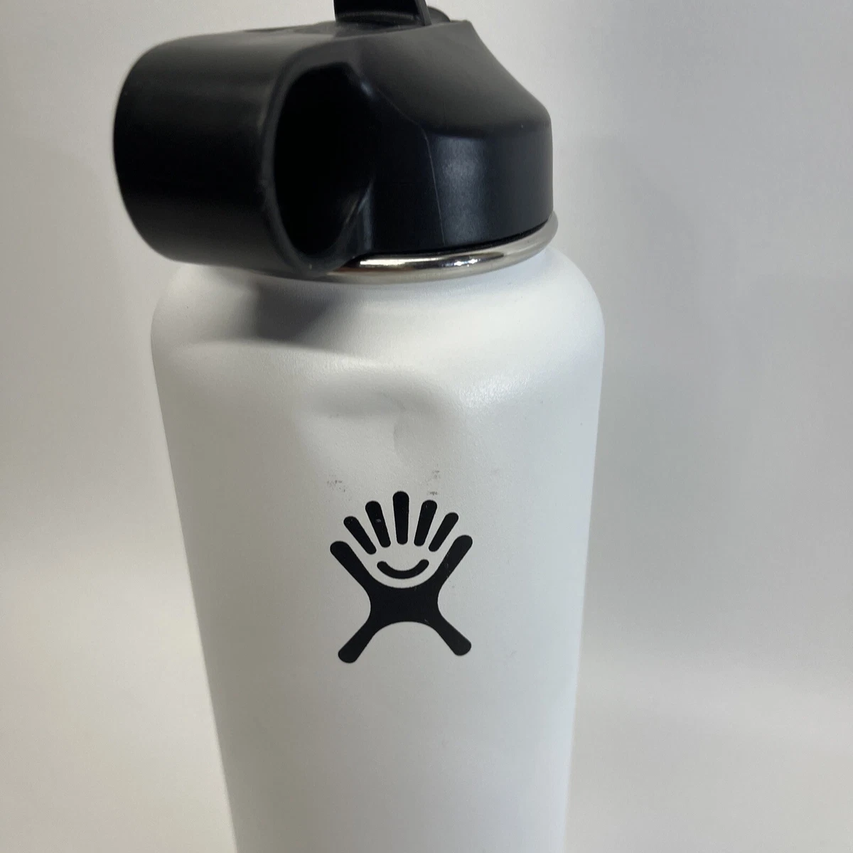 Hydro Flask 32 oz. Wide Mouth Bottle with Straw Lid