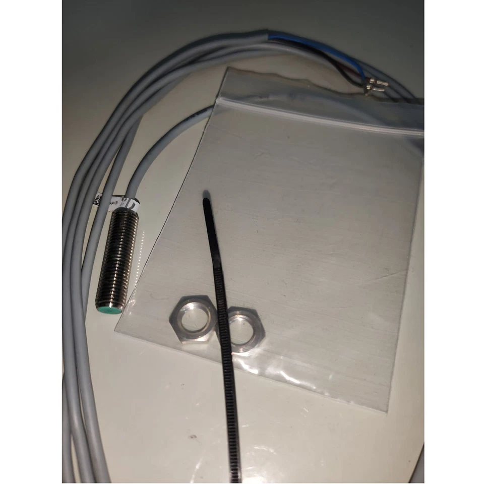 1PC New NBB2-8GM30-E3 Pepperl+Fuchs Proximity Sensors Fast Shipping - Image 3 of 3