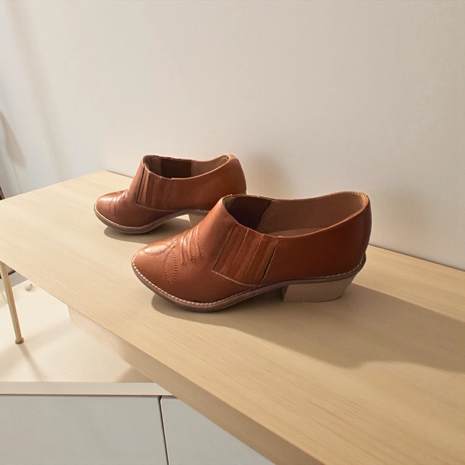 Women’s Covert International NYLA Santaana Rust Leather Boots Size 7 New - Image 3 of 4