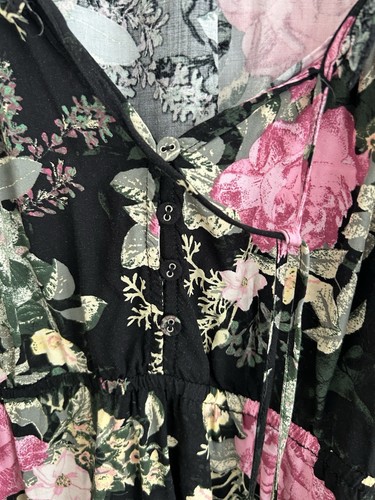 American Rag Cie Womens Blouse Black Floral Button Up Long Sleeve V-Neck Size XL - Picture 3 of 10