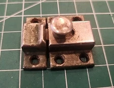 Vintage Cabinet Cupboard Slide Catch Latch Chrome Finish Small w/ Keeper - mjkYY