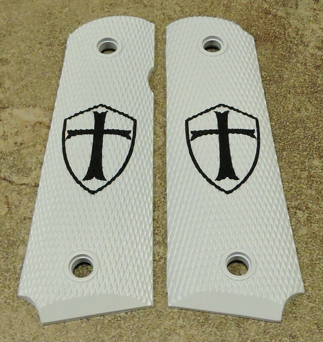 1911 Grips - CRUSADER CROSS - WHITE/BLACK - .45, AMBI, FULL SIZE