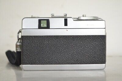 Vintage EYE WARDS Half Frame Camera. KONICA HEXANON 30mm f1 Vintage EYE WARDS Half Frame Camera. KONICA HEXANON 30mm f1