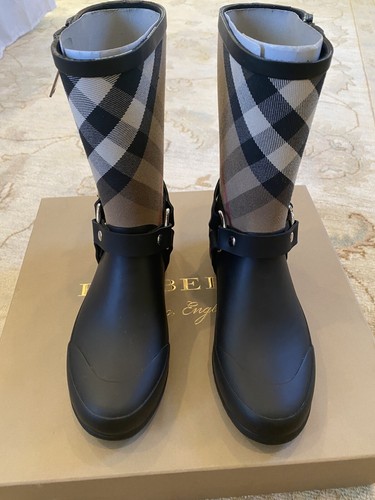 Burberry Ladies Women’s Rain Boot Biker Rain Boot New In Box Mid Calf Buckle 5.5 - 第 3/9 張圖片