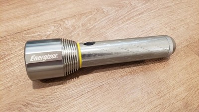 ENERGIZER 2000 LUMEN FLASHLIGHT STROBE TORCH HI 4 Hr/LOW 30 HR PMZH91